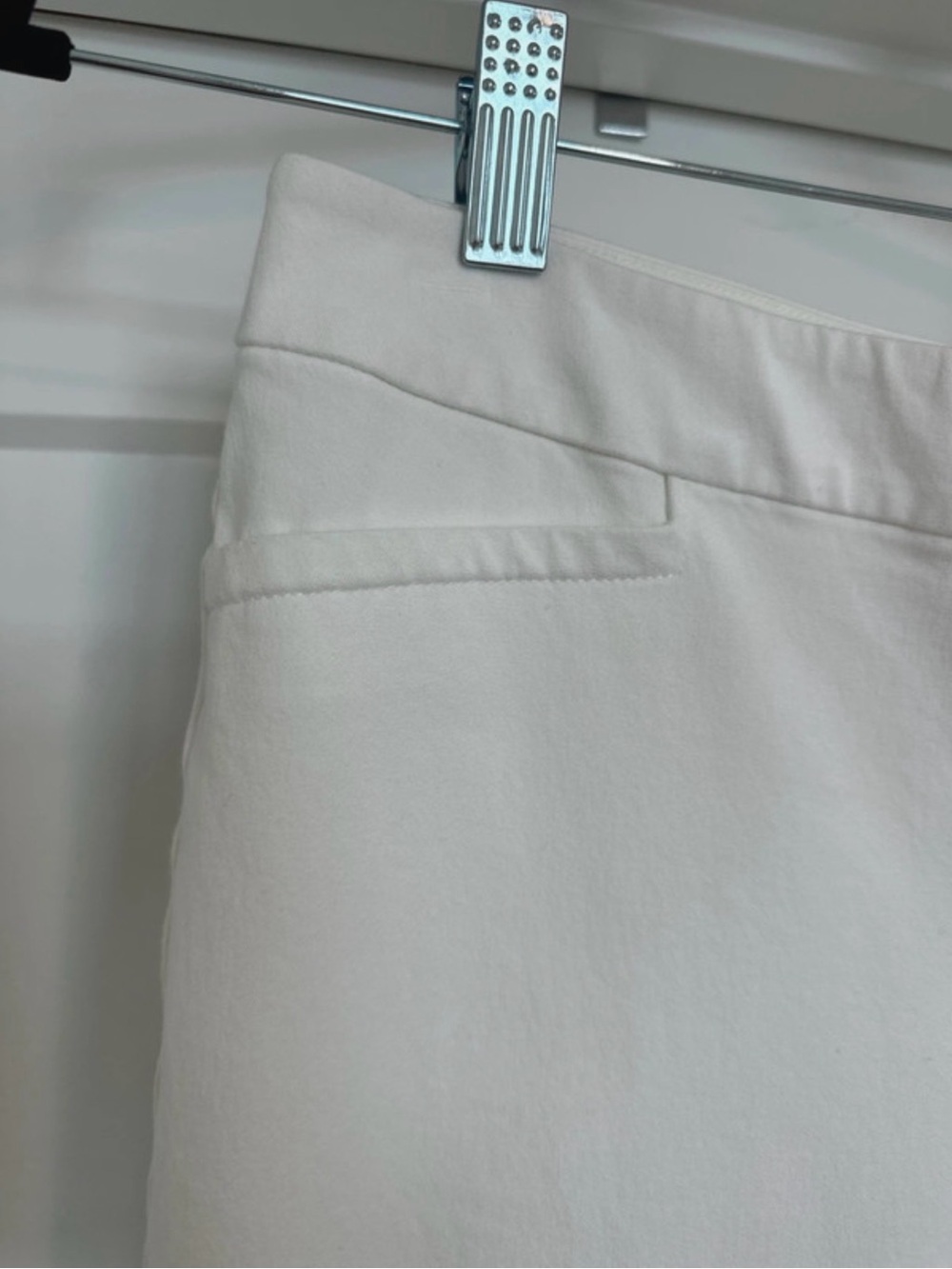 Lilly Pulitzer Cream Cropped Straight-Leg Pants - Picture 3 of 4